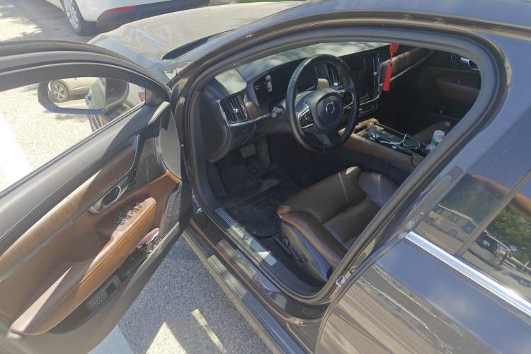 Used Volvo S90 2023 B5 Zhiyuan Luxury Edition Driver Seat