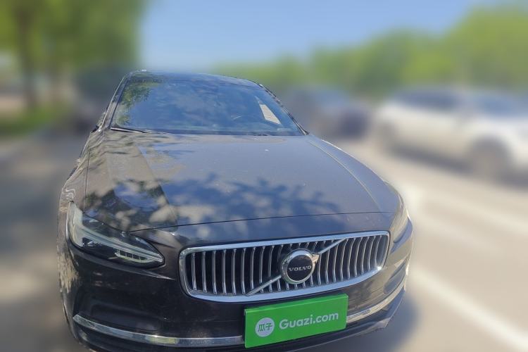 Used Volvo S90 2023 B5 Zhiyuan Luxury Edition Front