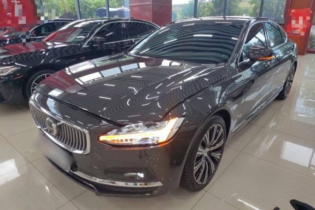Used Volvo S90 2023 B5 Luxury Smart Edition