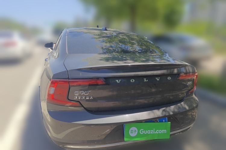 Used Volvo S90 2023 B5 Zhiyuan Luxury Edition Rear