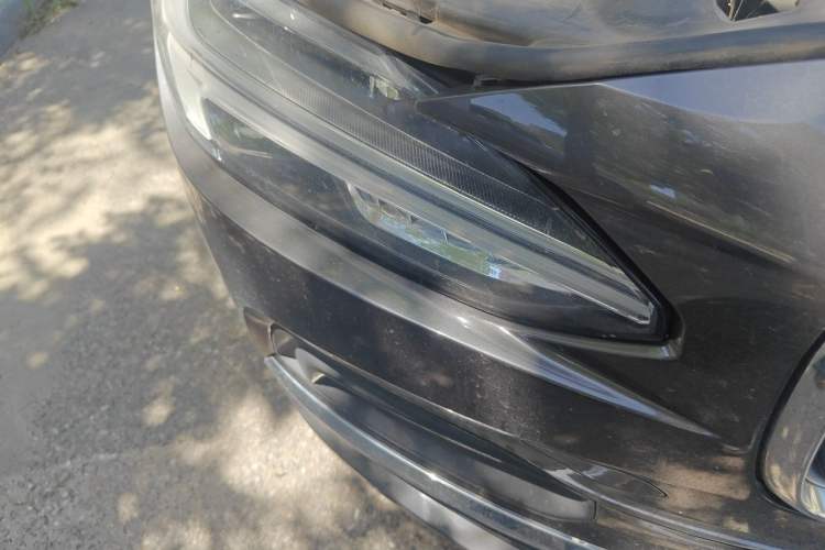 Used Volvo S90 2023 B5 Zhiyuan Luxury Edition Right Front Headlight