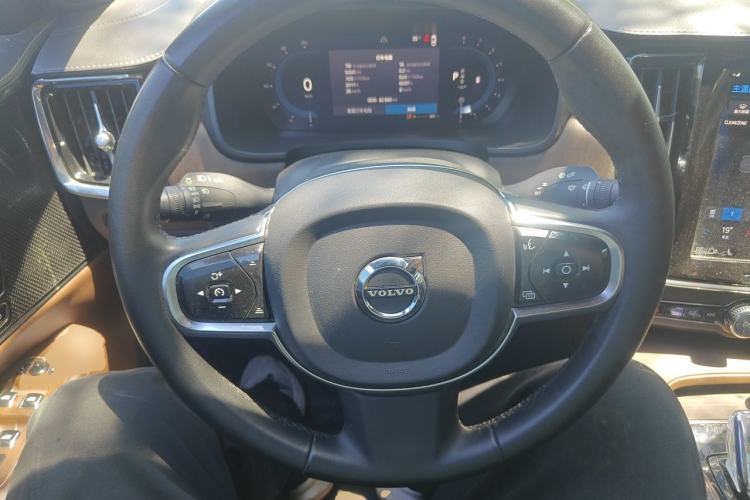 Used Volvo S90 2023 B5 Zhiyuan Luxury Edition Steering Wheel