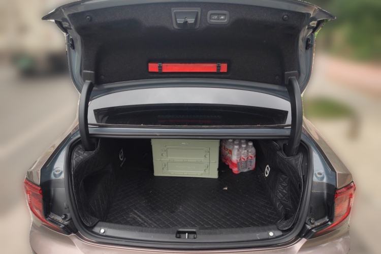 Used Volvo S90 2023 B5 Zhiyuan Luxury Edition Trunk