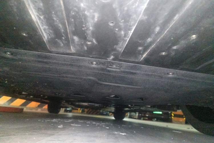 Used Volvo S90 2023 B5 Zhiyi Luxury Edition Chassis Front