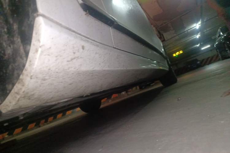 Used Volvo S90 2023 B5 Zhiyi Luxury Edition Chassis Front Left