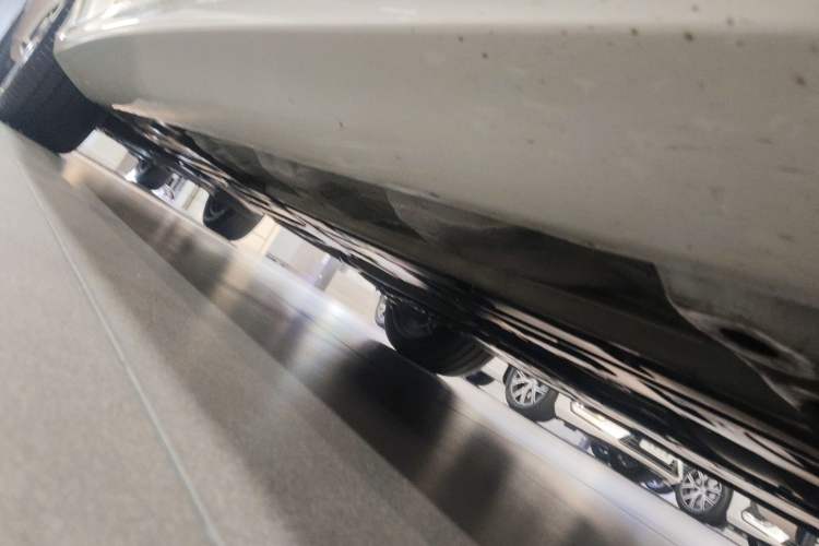 Used Volvo S90 2023 B5 Luxury Smart Edition Chassis Front Right