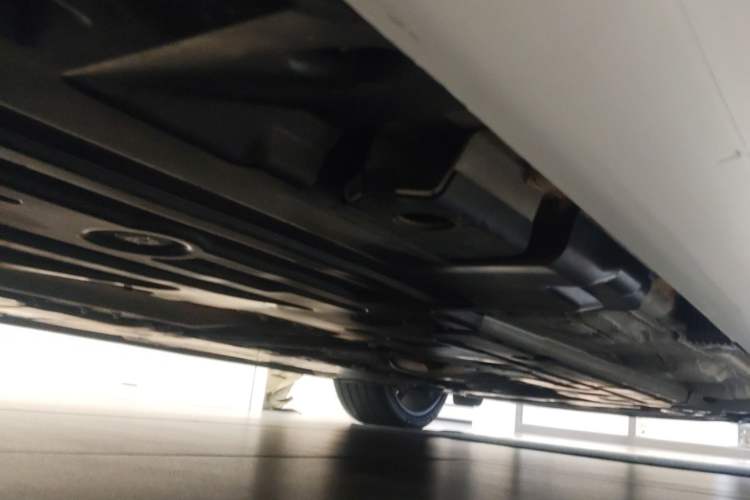 Used Volvo S90 2023 B5 Luxury Smart Edition Chassis Rear Right