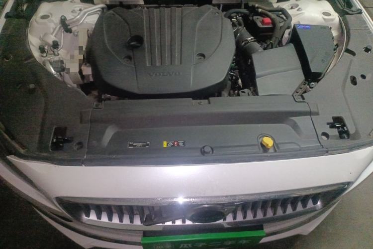 Used Volvo S90 2023 B5 Zhiyi Luxury Edition Engine Bay
