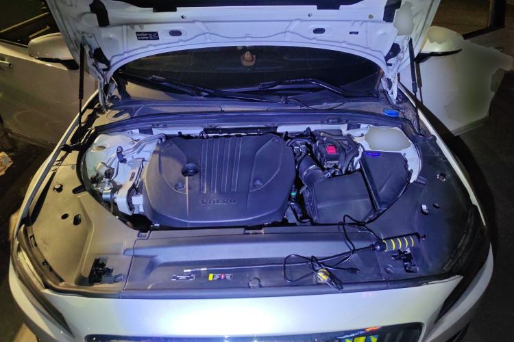 Used Volvo S90 2023 B5 Zhiyuan Luxury Edition Engine Bay