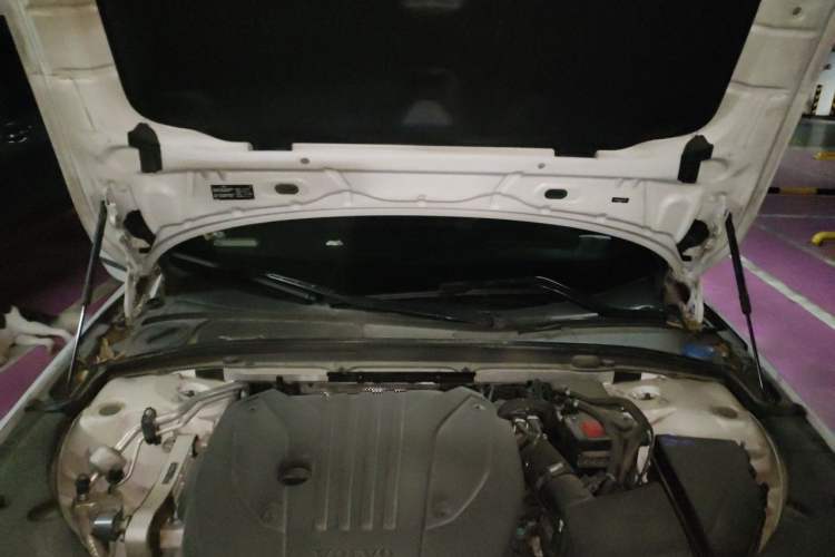 Used Volvo S90 2023 B5 Zhiyuan Luxury Edition Engine Bay