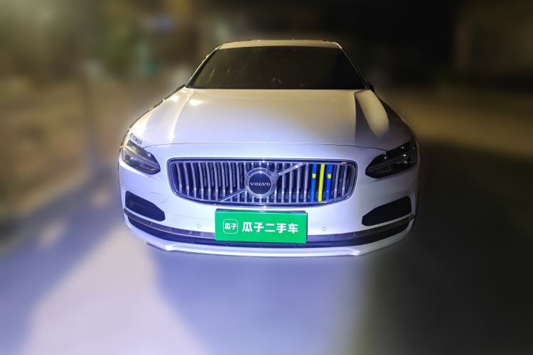 Used Volvo S90 2023 B5 Zhiyuan Luxury Edition Front