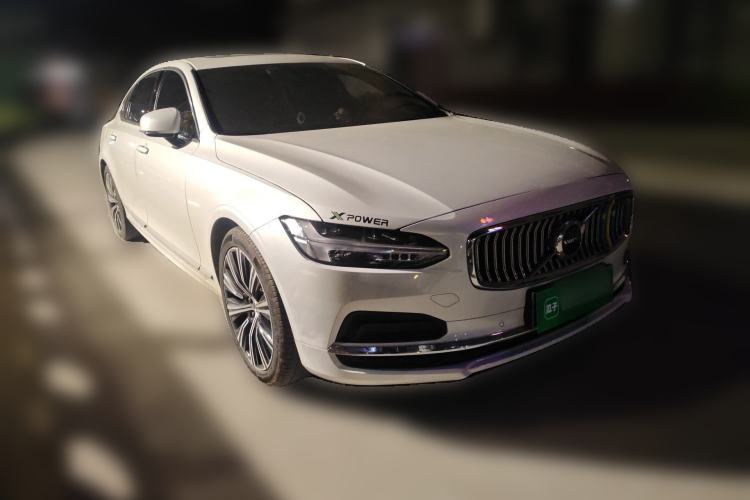 Used Volvo S90 2023 B5 Zhiyuan Luxury Edition Front Right 45 Deg