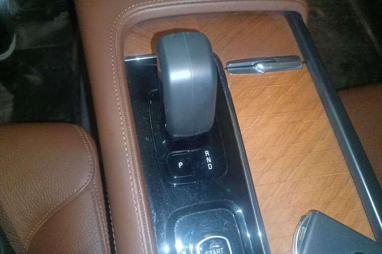 Used Volvo S90 2023 B5 Zhiyi Luxury Edition Gear Lever