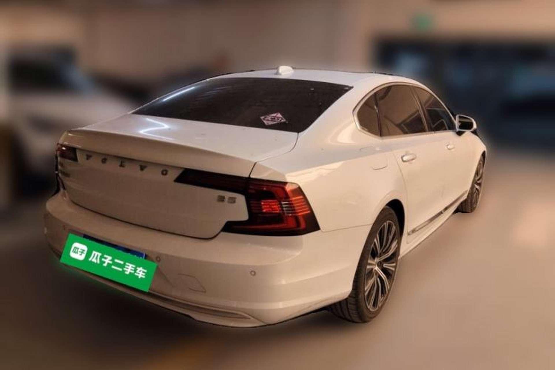 Used Volvo S90 2023 B5 Zhiyuan Luxury Edition Rear Right 45 Deg