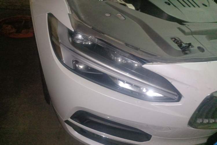 Used Volvo S90 2023 B5 Zhiyi Luxury Edition Right Front Headlight