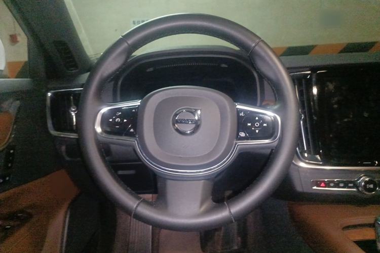 Used Volvo S90 2023 B5 Zhiyi Luxury Edition Steering Wheel