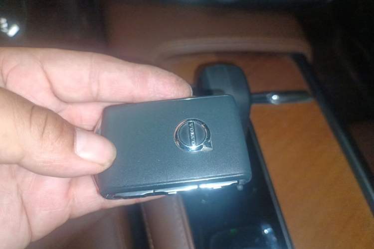 Used Volvo S90 2023 B5 Zhiyi Luxury Edition Vehicle Key