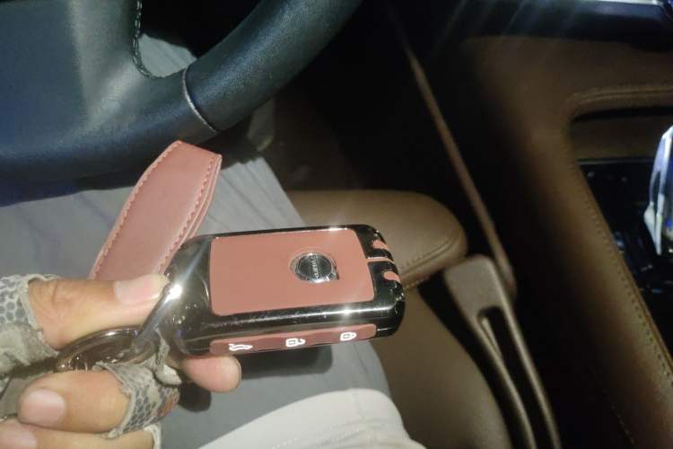Used Volvo S90 2023 B5 Zhiyuan Luxury Edition Vehicle Key