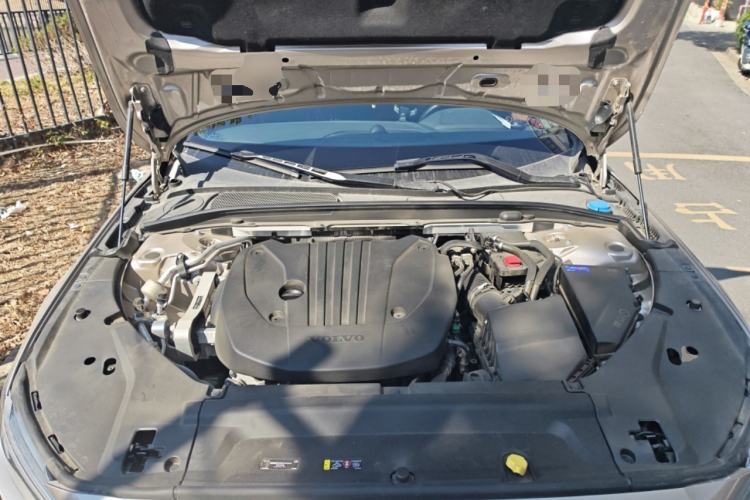 Used Volvo S90 2023 B5 Zhiyi Luxury Edition Engine Bay