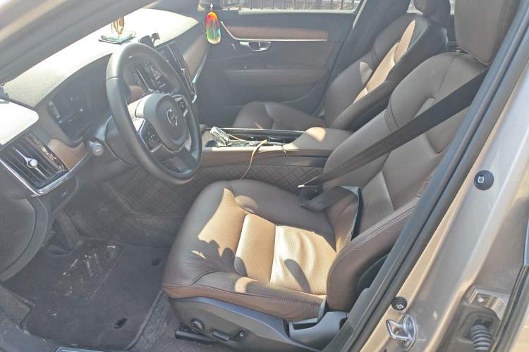 Used Volvo S90 2023 B5 Zhiyi Luxury Edition Left Front Seat