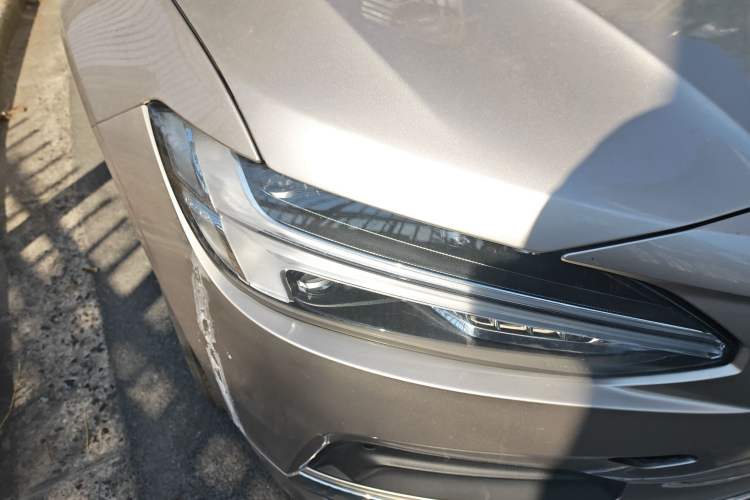 Used Volvo S90 2023 B5 Zhiyi Luxury Edition Right Front Headlight