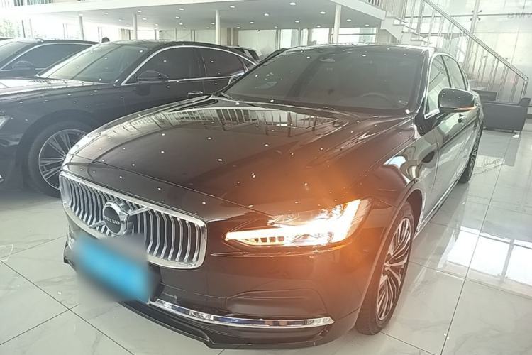 Used Volvo S90 2024 B5 Zhiyi Luxury Edition Guazi used car, China used car export, Used car for sale, Used cars, Cheapest cars for sale