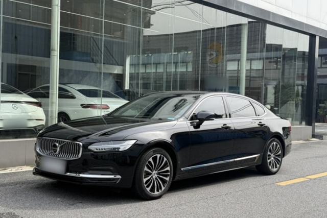 Used Volvo S90 2024 B5 Zhiyi Luxury Edition