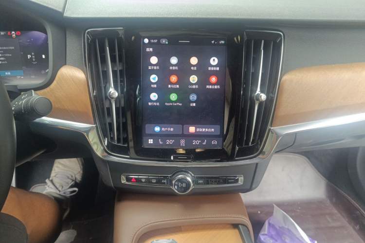 Used Volvo S90 2024 B5 Zhiyi Luxury Edition Audio And AC Panel