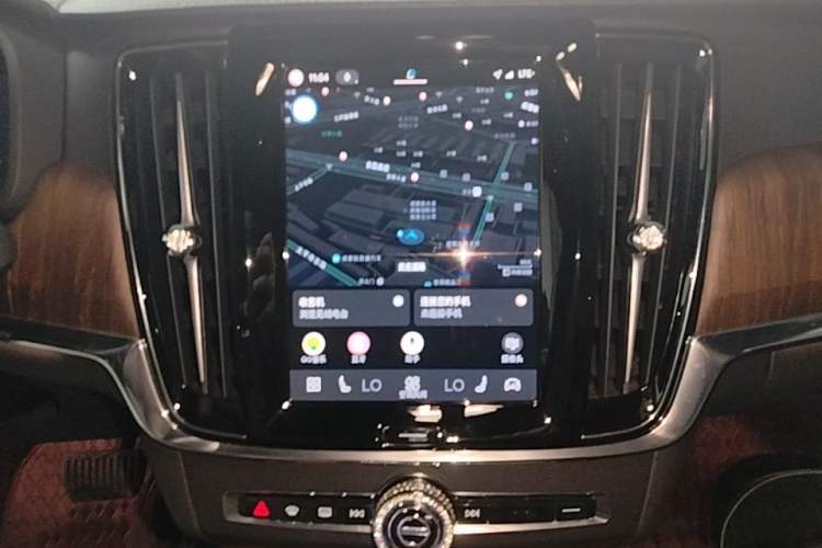 Used Volvo S90 2024 B5 Zhiyuan Luxury Edition Audio And AC Panel