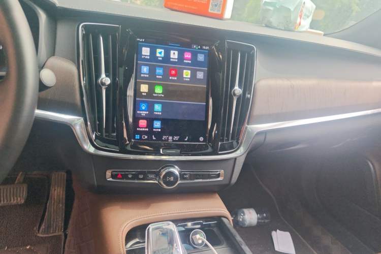 Used Volvo S90 2024 B5 Zhiyuan Luxury Edition Audio And AC Panel
