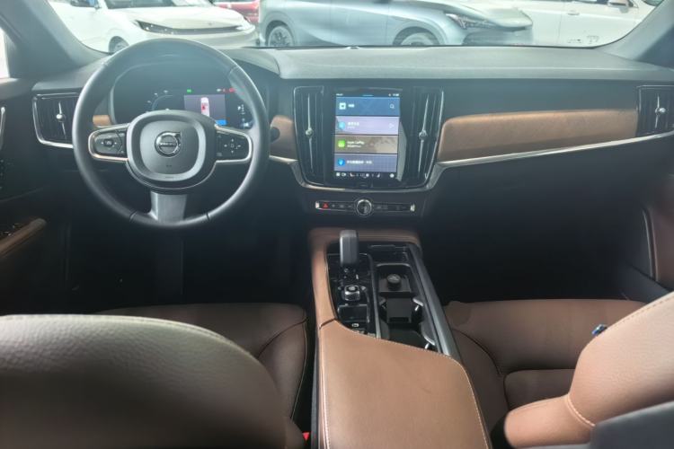 Used Volvo S90 2024 B5 Zhiyi Luxury Edition Center Console