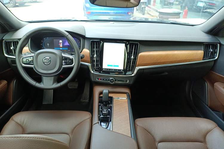 Used Volvo S90 2024 B5 Zhiyi Luxury Edition Center Console