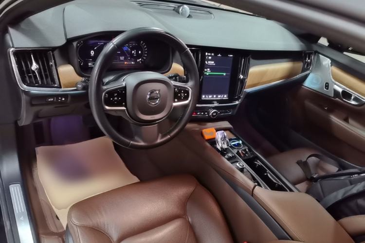 Used Volvo S90 2024 B5 Zhiyi Luxury Edition Center Console