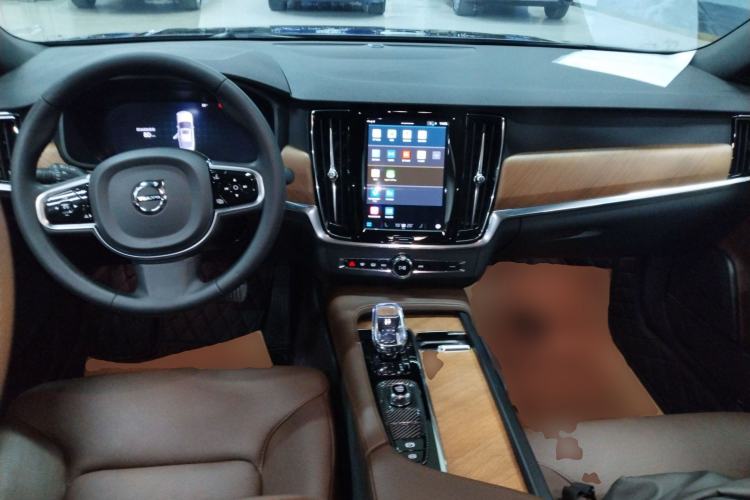 Used Volvo S90 2024 B5 Zhiyi Luxury Edition Center Console