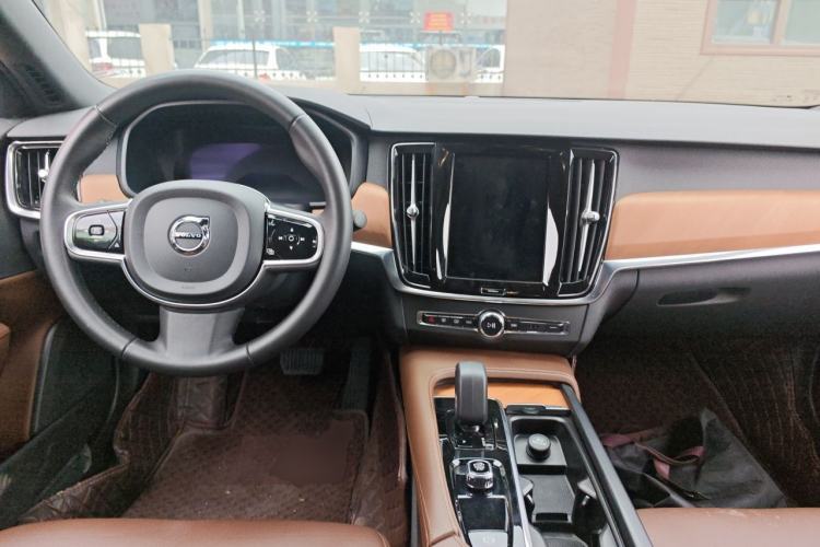 Used Volvo S90 2024 B5 Zhiyi Luxury Edition Center Console