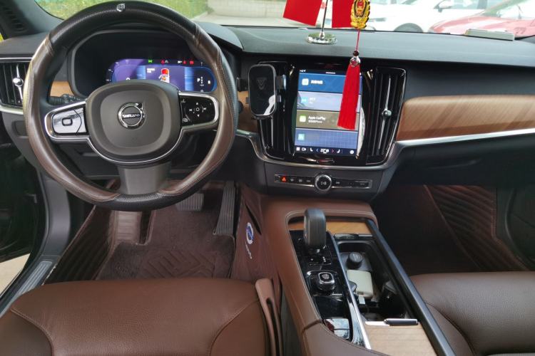 Used Volvo S90 2024 B5 Zhiyi Luxury Edition Center Console
