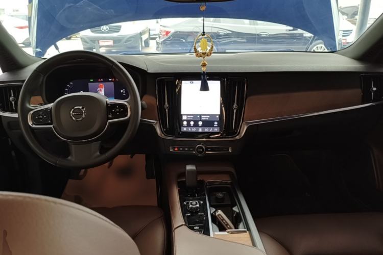 Used Volvo S90 2024 B5 Zhiyi Luxury Edition Center Console