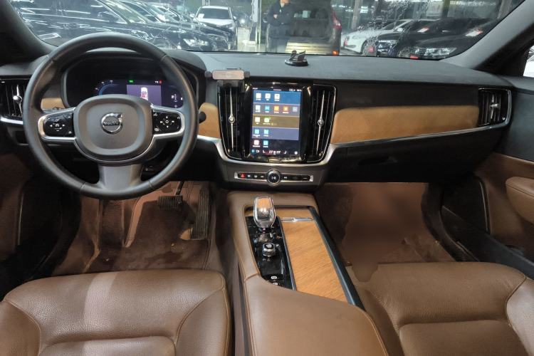 Used Volvo S90 2024 B5 Zhiyi Luxury Edition Center Console