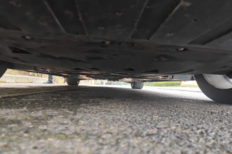 Used Volvo S90 2024 B5 Zhiyuan Luxury Edition Chassis Front