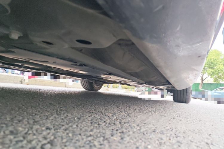 Used Volvo S90 2024 B5 Zhiyi Luxury Edition Chassis Front Left