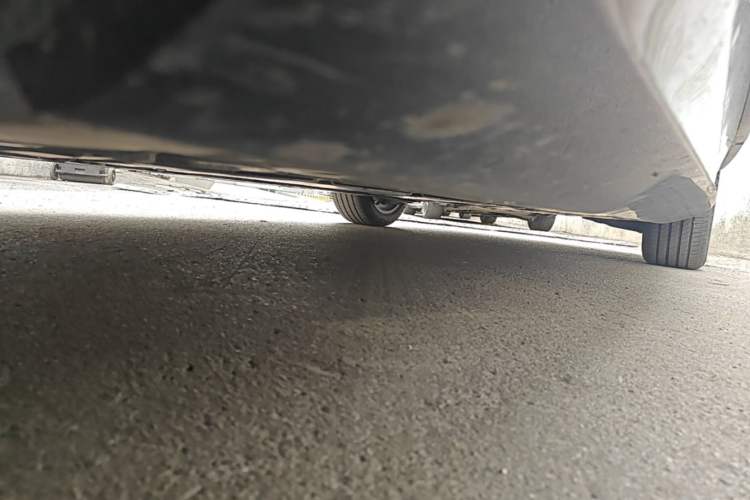 Used Volvo S90 2024 B5 Zhiyi Luxury Edition Chassis Front Left