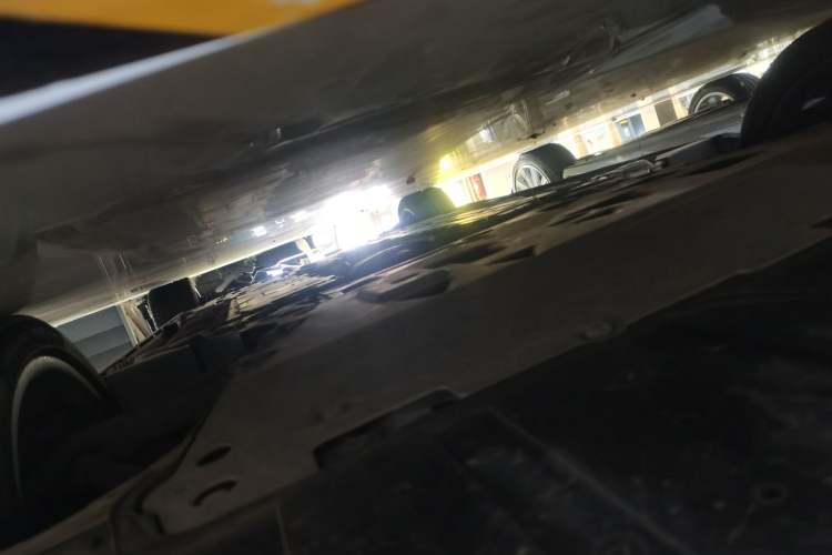 Used Volvo S90 2024 B5 Zhiyuan Luxury Edition Chassis Front Left