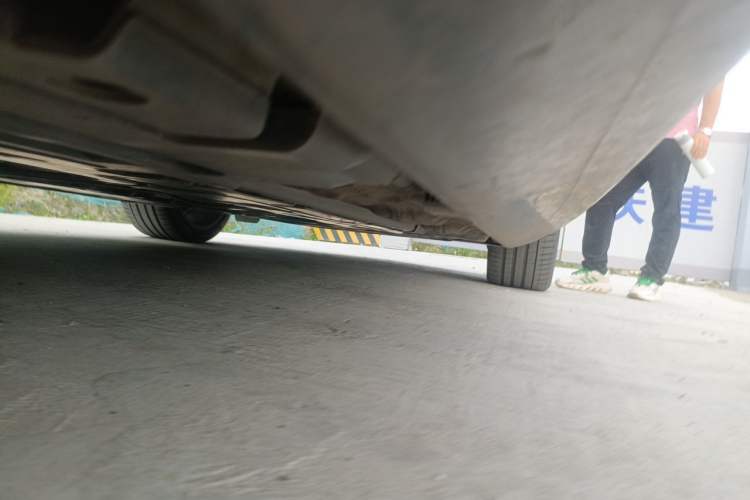 Used Volvo S90 2024 B5 Zhiyuan Luxury Edition Chassis Rear Right