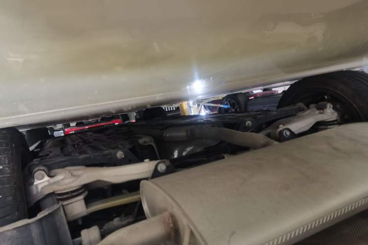 Used Volvo S90 2024 B5 Zhiyuan Luxury Edition Chassis Rear Right