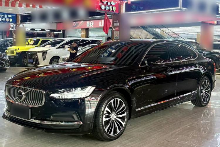 Volvo S90 2024 B5 Zhiyi Luxury Edition