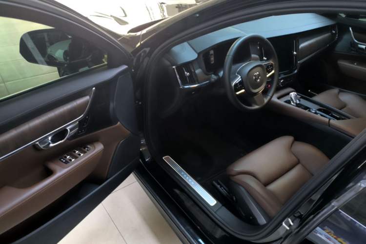 Used Volvo S90 2024 B5 Zhiyuan Luxury Edition Driver Seat