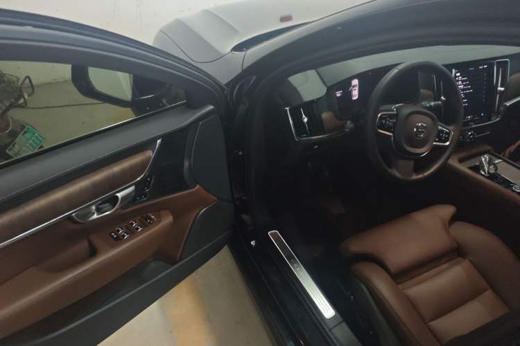 Used Volvo S90 2024 B5 Zhiyuan Luxury Edition Driver Seat
