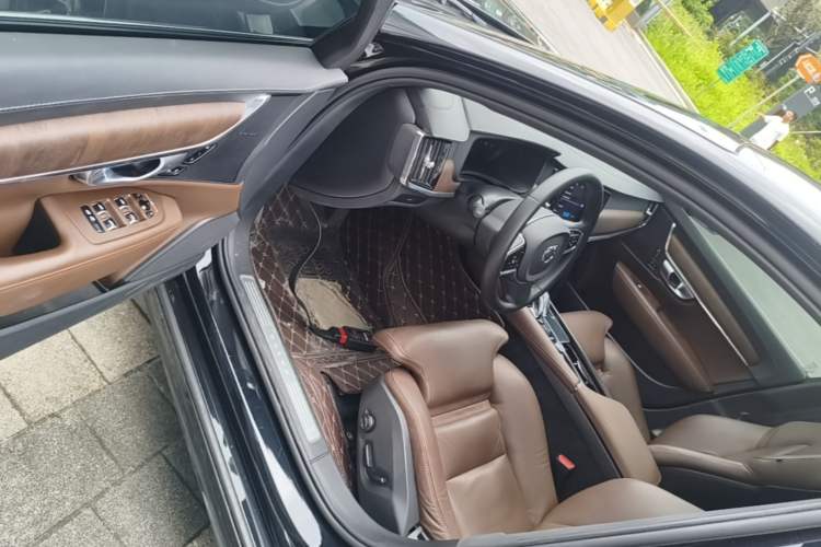 Used Volvo S90 2024 B5 Zhiyuan Luxury Edition Driver Seat