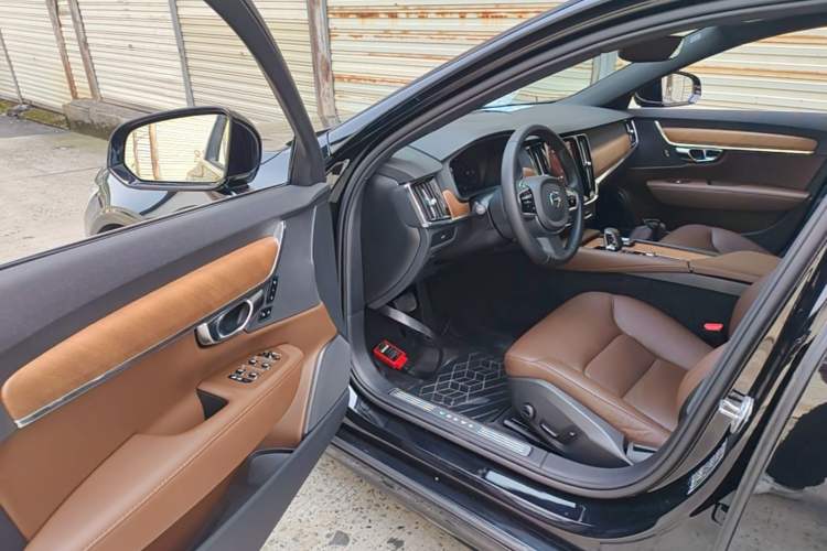 Used Volvo S90 2024 B5 Zhiyi Luxury Edition Driver Seat