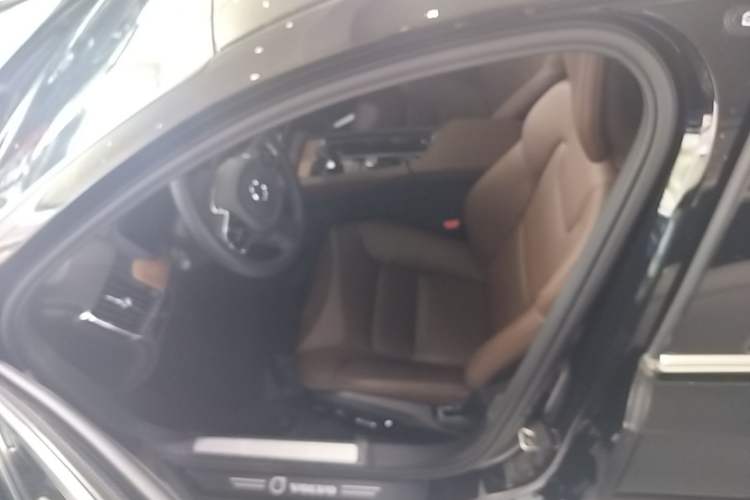 Used Volvo S90 2024 B5 Zhiyi Luxury Edition Driver Seat